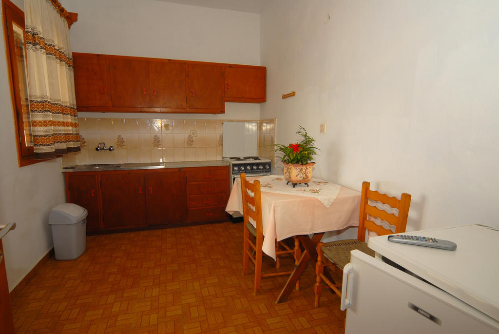 Villa Zaharo And Lilian Apartments Τρούλος Δωμάτιο φωτογραφία