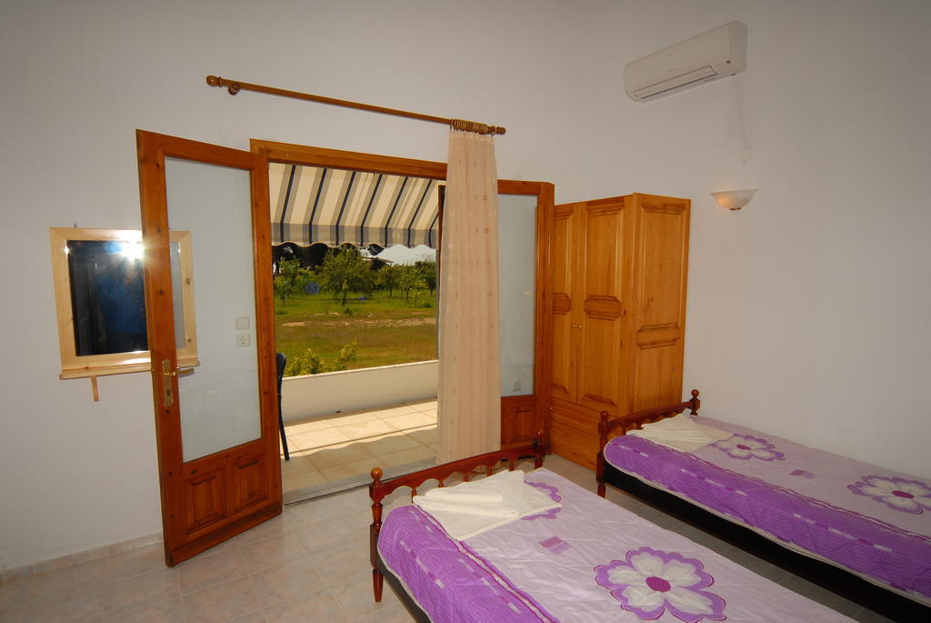 Villa Zaharo And Lilian Apartments Τρούλος Δωμάτιο φωτογραφία
