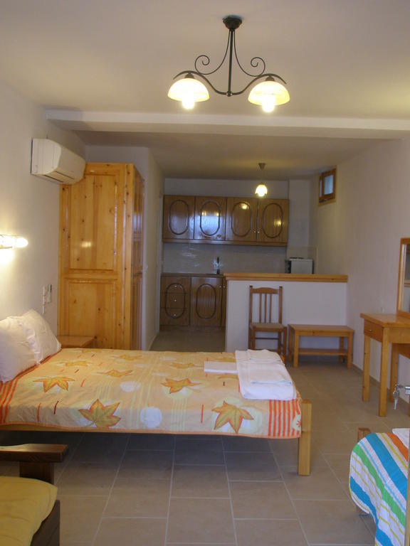 Villa Zaharo And Lilian Apartments Τρούλος Εξωτερικό φωτογραφία
